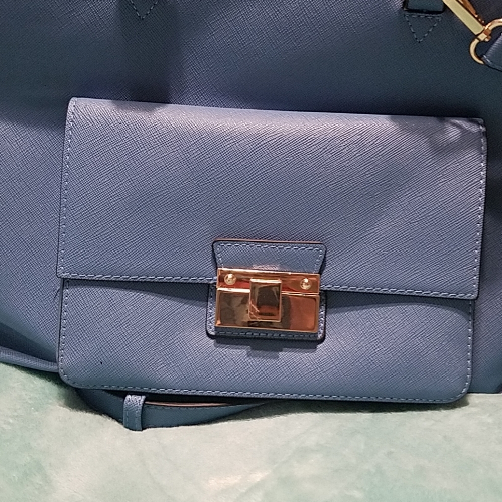 Bag - Picture 3 of 4